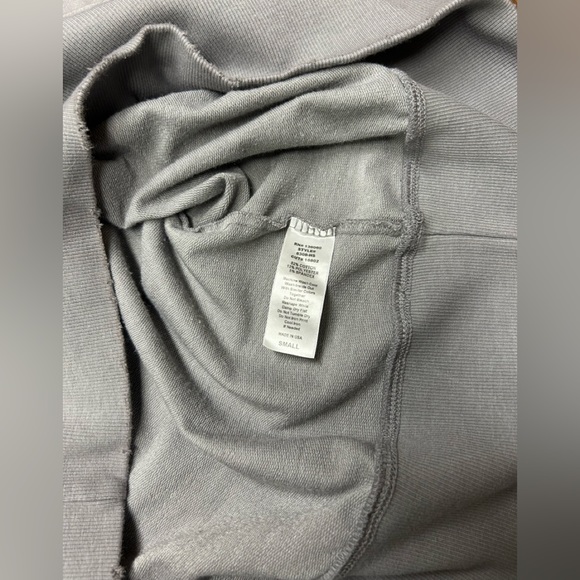 Project Social T sweater - Picture 8 of 8